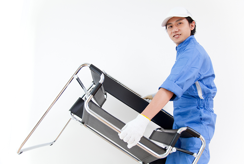   はじめての方へ はじめて出張買取や不用品回収を利用する際、「本当に無料？」「断っても大丈夫？」「どんな人が来るの？」そんな不安を感じる方も多いと思います。大阪リサイクルジャパンでは、はじめての方でも安心してご利用いただける仕組みを大切にしています。このページでは、サービス内容・流れ・よくある不安について分かりやすくご説明します。    そのお悩み・・・ 大阪リサイクルジャパンが選ばれる理由